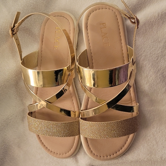 Girl shoes - Picture 2 of 3